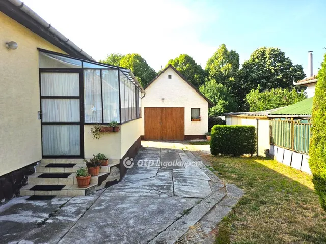 Eladó ház Érd, Tisztviselőtelep 90 nm