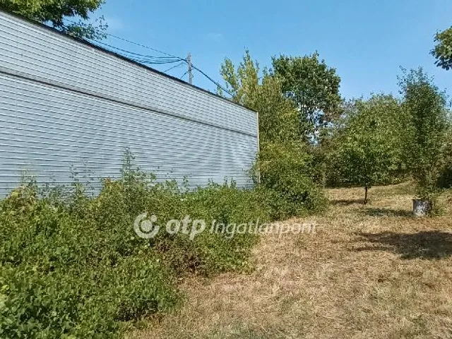 Eladó telek Budapest XI. kerület 1300 nm
