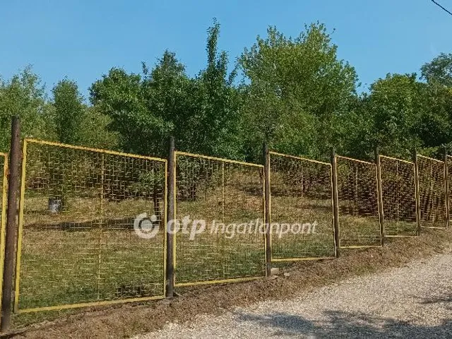 Eladó telek Budapest XI. kerület, Kamaraerdő 1300 nm