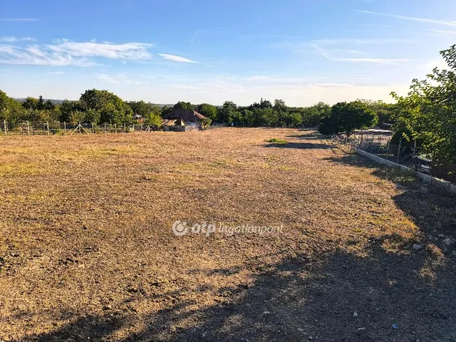 Eladó telek Tárnok, Öreghegy 5535 nm
