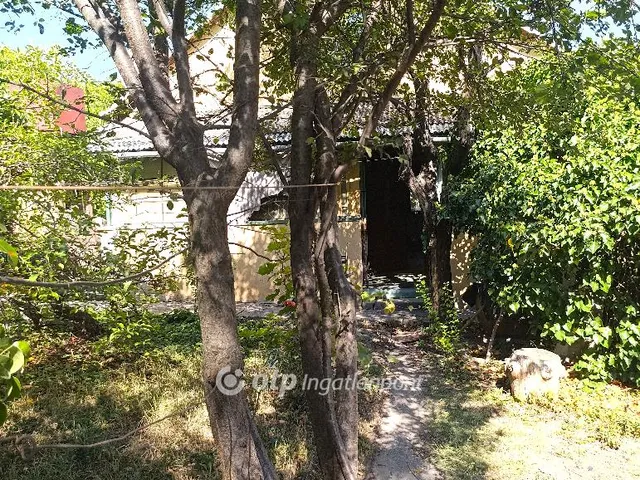 Eladó telek Érd, Dombosváros 666 nm