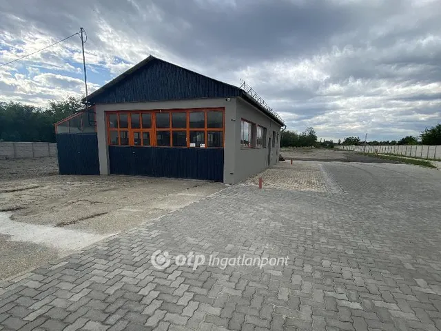 Kiadó telek Budapest XXI. kerület 7064 nm