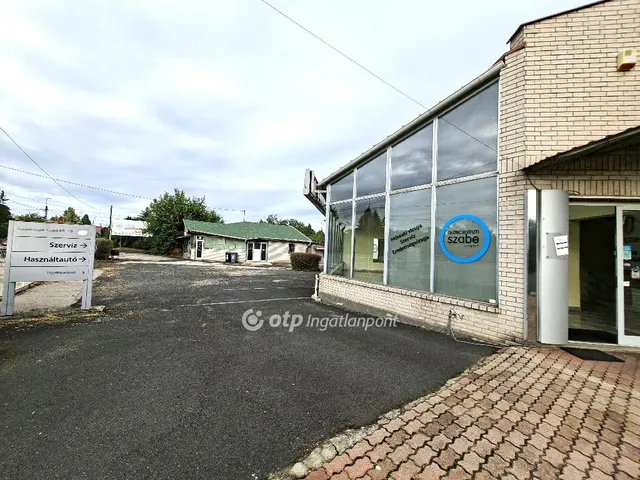 Eladó kereskedelmi és ipari ingatlan Ercsi 450 nm