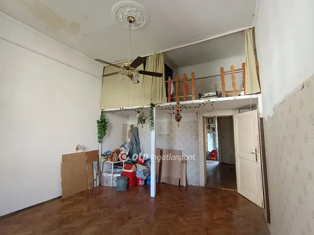 Eladó lakás Budapest VI. kerület 44 nm