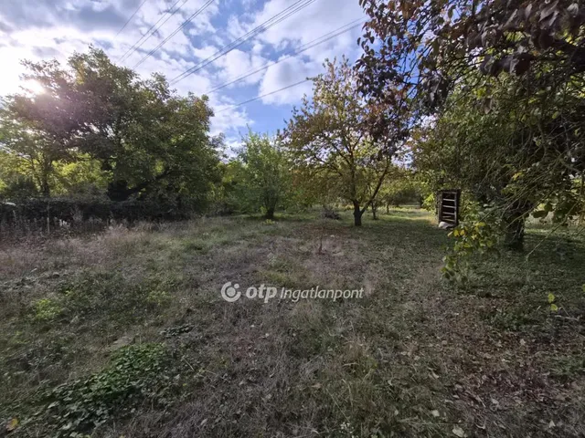 Eladó telek Érd 2855 nm