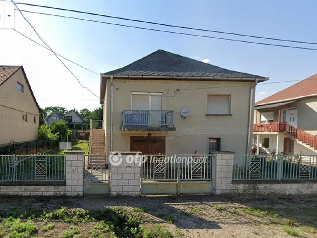 Eladó ház Baracska 100 nm