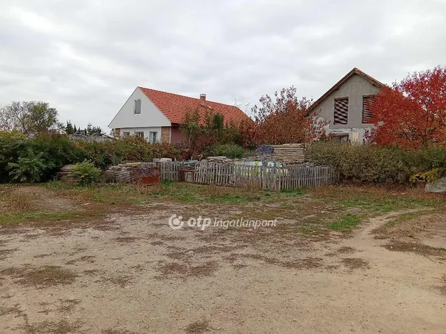 Eladó telek Érd 641 nm