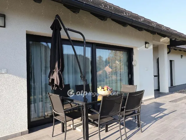 Eladó ház Kőszárhegy 166 nm