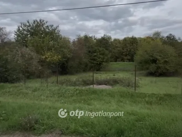 Eladó telek Ercsi 522 nm