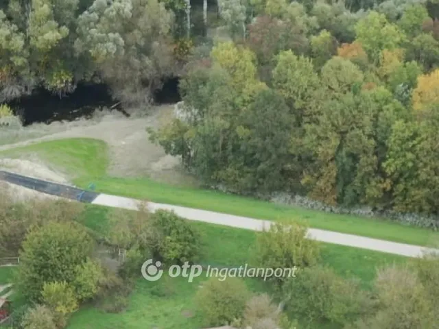 Eladó telek Ercsi 522 nm