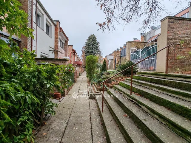 Eladó lakás Perbál 89 nm