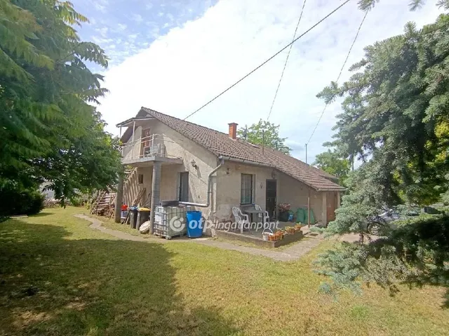 Eladó ház Érd, Dombosváros 209 nm