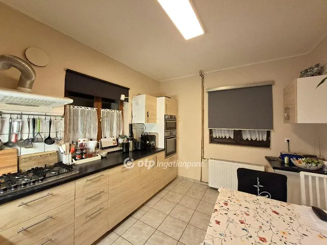 Eladó ház Ráckeresztúr 70 nm