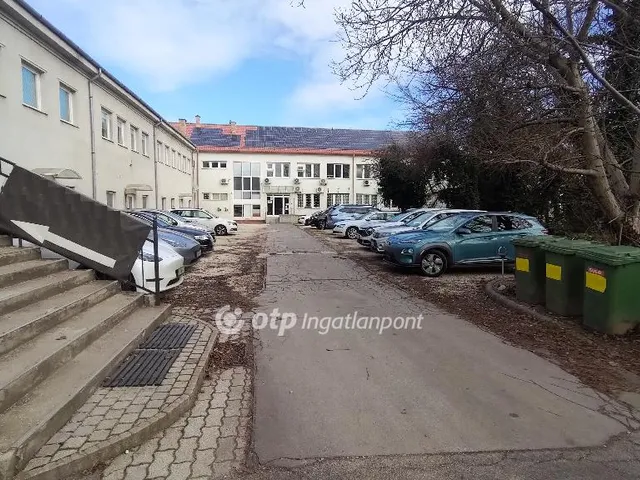 Kiadó kereskedelmi és ipari ingatlan Budapest XXII. kerület 31 nm