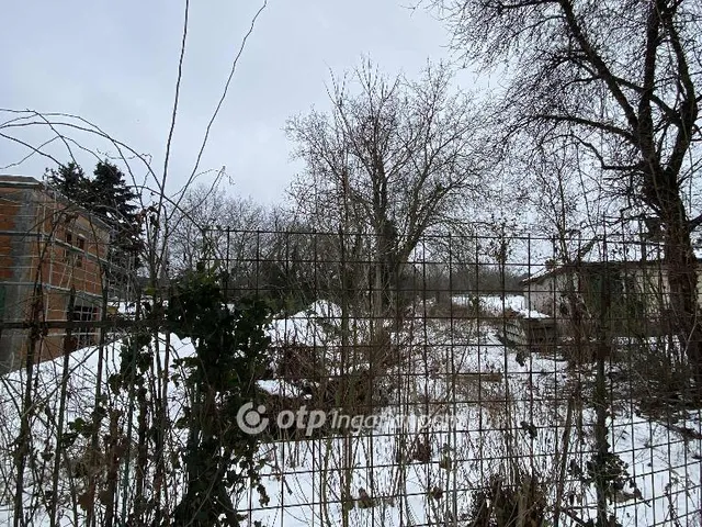 Eladó telek Budapest XI. kerület, Péterhegy 1746 nm