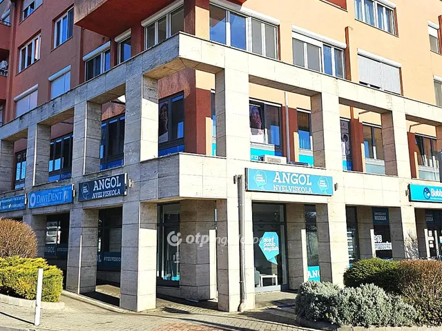 Eladó kereskedelmi és ipari ingatlan Érd 106 nm