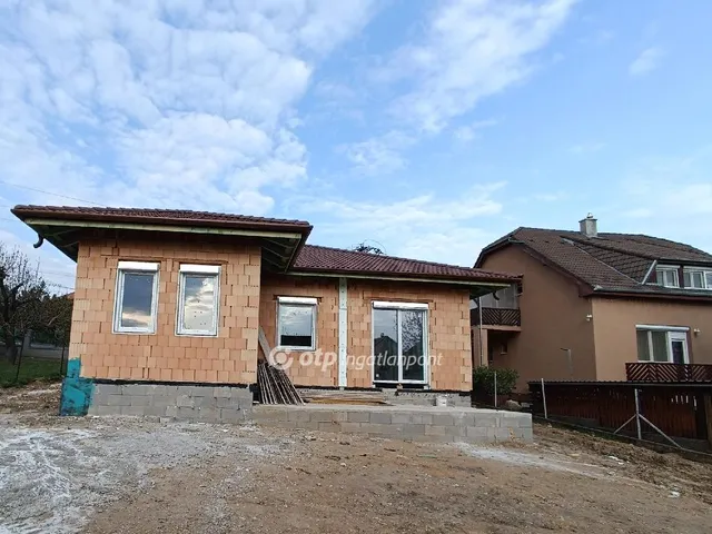 Eladó ház Érd, Vincellér 141 nm