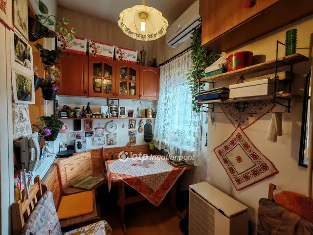 Eladó lakás Budapest XXI. kerület 30 nm