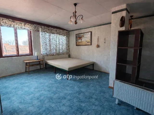 Eladó ház Zsámbék 280 nm