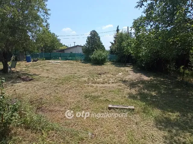 Eladó telek Törökbálint 286 nm