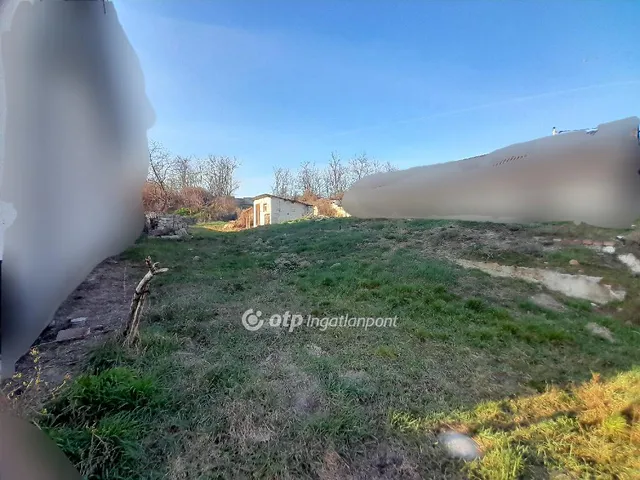 Eladó telek Tabajd 438 nm