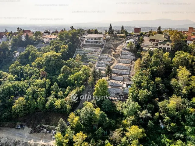 Eladó telek Szentendre 1448 nm