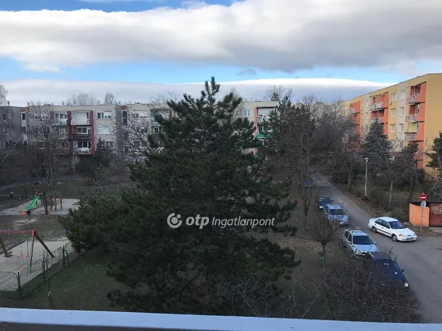 Eladó lakás Budapest XXI. kerület, Csillagtelep 62 nm