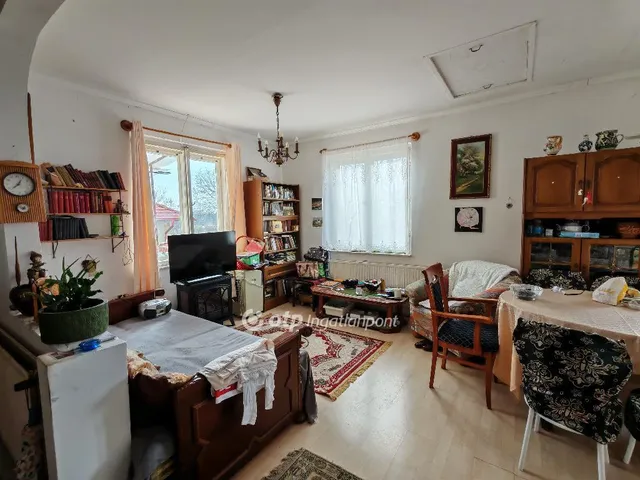 Eladó ház Zsámbék 150 nm