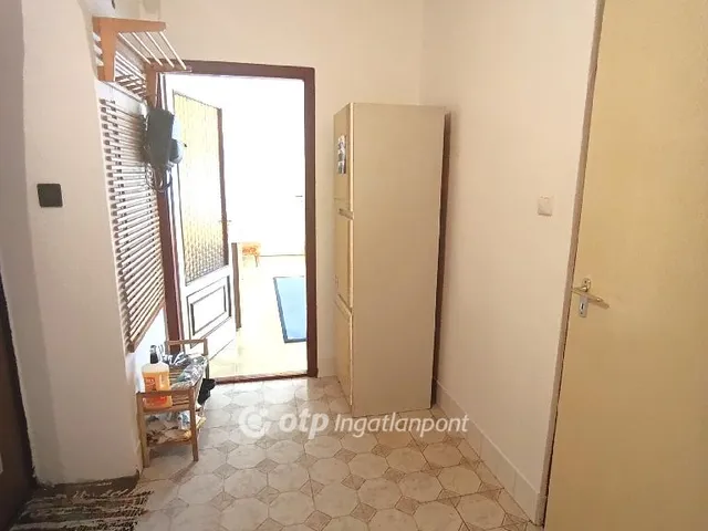 Kiadó ház Érd, Dombosváros 40 nm