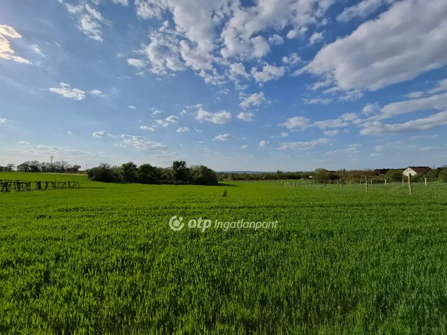 Eladó telek Érd, Ófalu 3535 nm