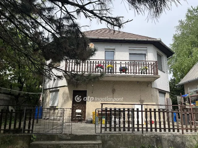 Eladó ház Érd, Parkváros 253 nm