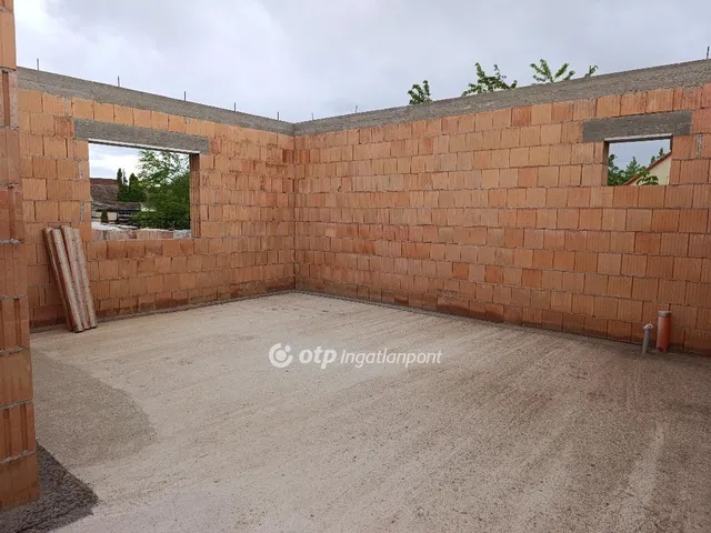 Eladó ház Pusztaszabolcs 130 nm
