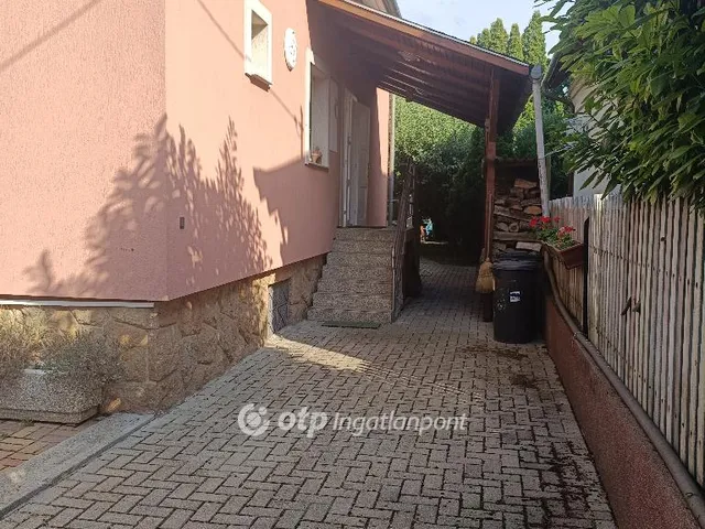 Eladó ház Törökbálint 225 nm