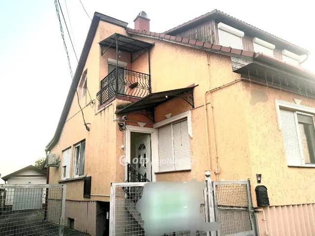 Eladó ház Szomód 144 nm