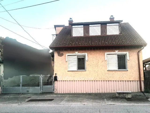 Eladó ház Szomód 144 nm