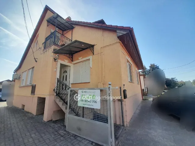 Eladó ház Szomód 144 nm