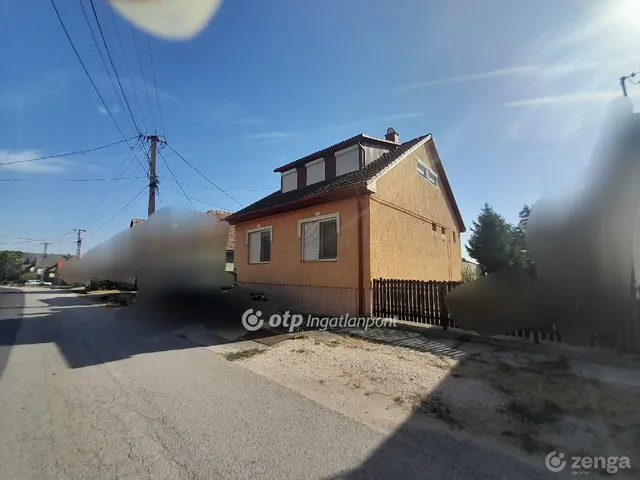Eladó ház Szomód 144 nm