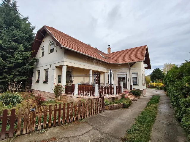 Eladó ház Érd 175 nm