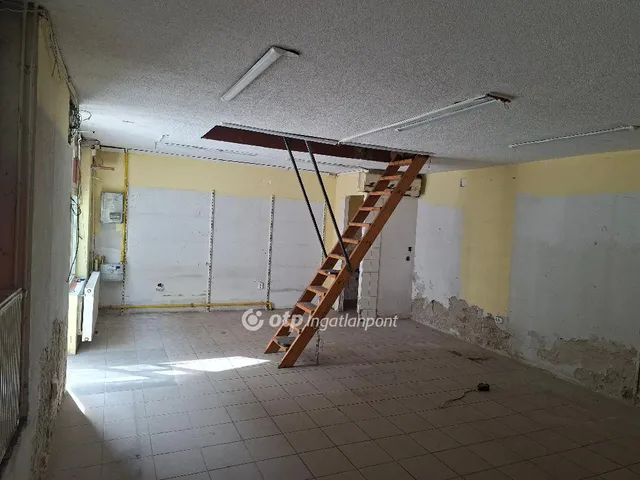 Eladó kereskedelmi és ipari ingatlan Budapest VII. kerület 39 nm