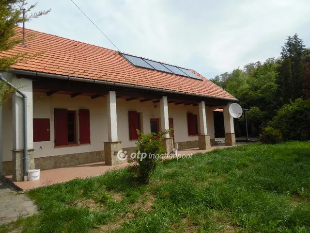 Kiadó ház Páty 75 nm