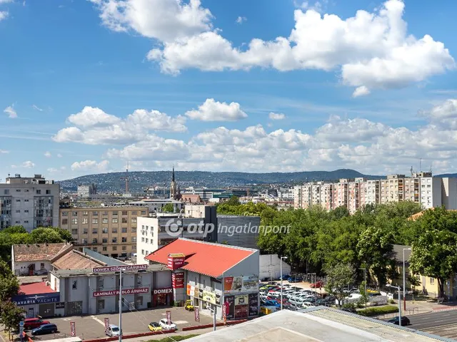 Eladó lakás Budapest XIII. kerület, Csata utca 167 nm