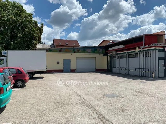 Kiadó kereskedelmi és ipari ingatlan Szigetszentmiklós 400 nm