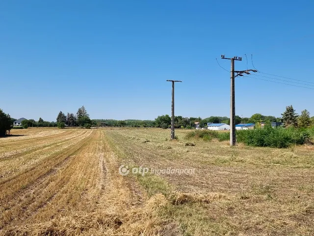 Eladó telek Örkény 845 nm