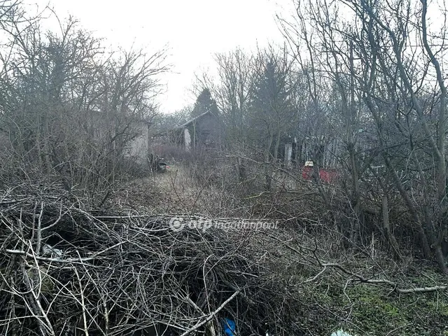 Eladó telek Etyek 3452 nm