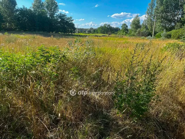 Eladó telek Szada 1720 nm