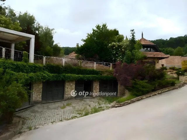 Eladó telek Nagykovácsi 21427 nm