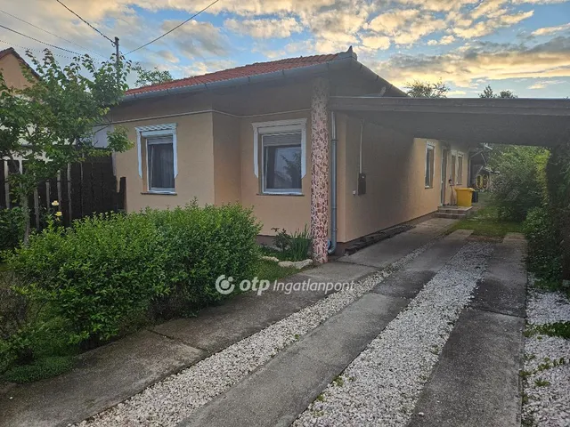 Eladó ház Gyál 93 nm