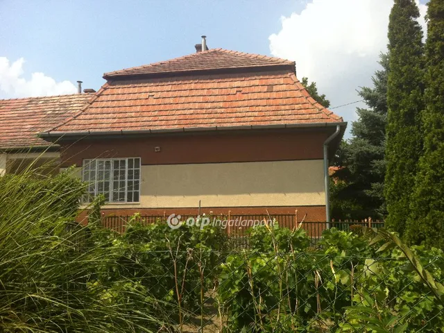 Eladó ház Szigetbecse 128 nm