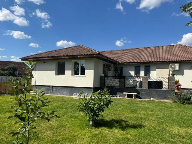 Eladó ház Délegyháza 186 nm