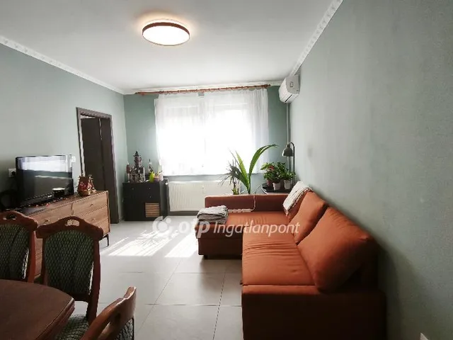 Eladó lakás Budapest XV. kerület 52 nm